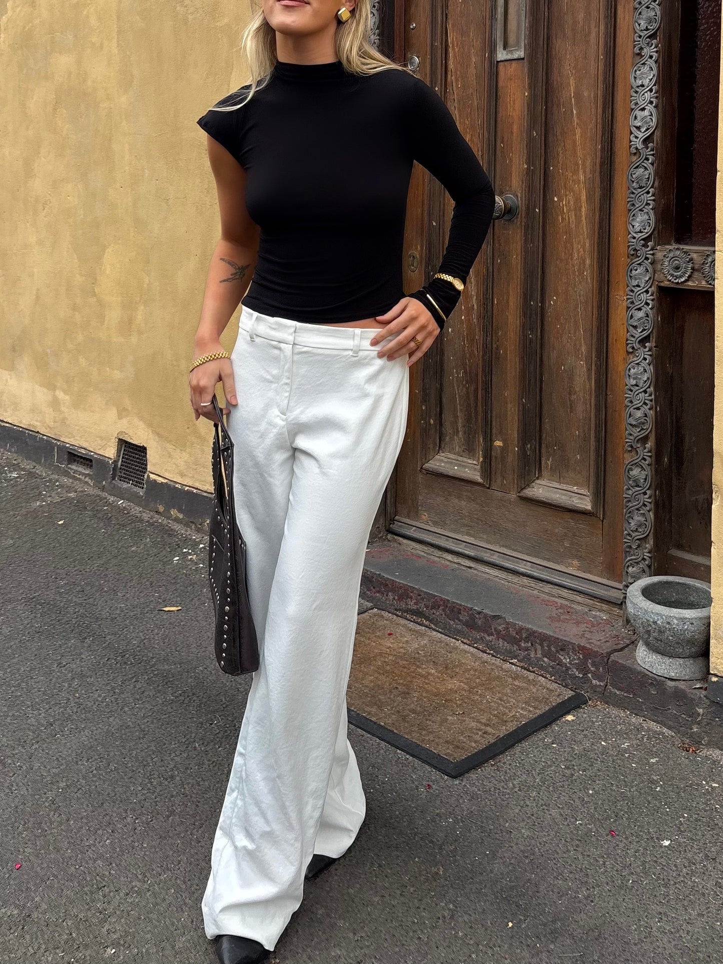 CORA TOP - BLACK